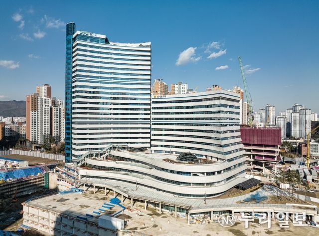 경기도청 광교청사 전경