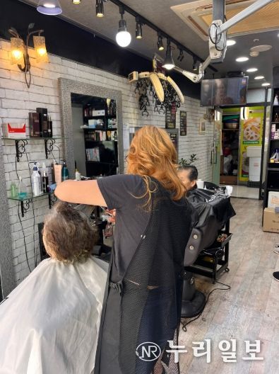 매탄3동 클로젯헤어, 머리 손질로 전하는 따뜻한 마음