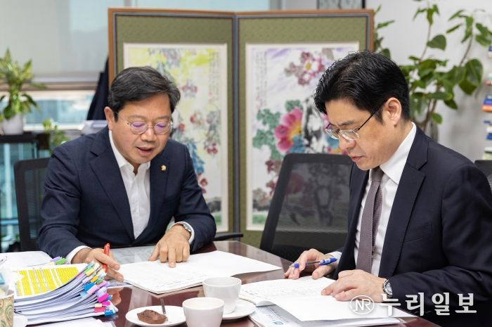 경기도 오병권 부지사, 국회 예결위 찾아 경기도 주요 국비사업 지원 요청