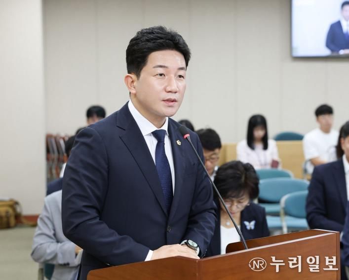 김진남 전라남도의원, ‘전라남도교육청 학교 교복 지원 조례 일부개정조례안’ 의결