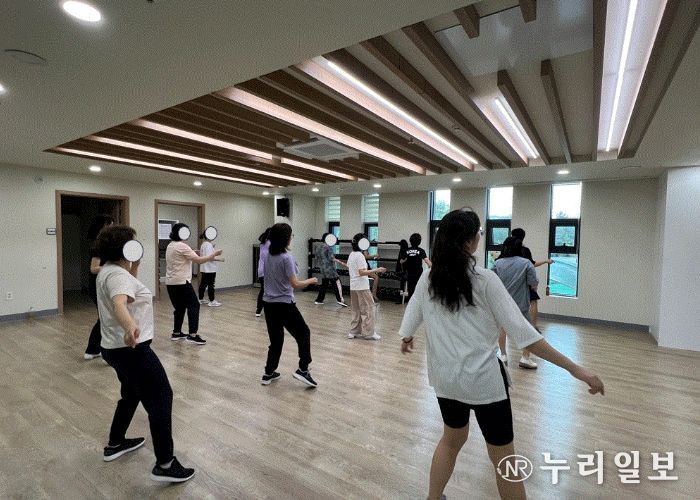 소하건강생활지원센터에서 '2025년 하반기 만성질환 예방 관리 교육 프로그램 소하건강 3+ 과정'을 진행하고 있다.