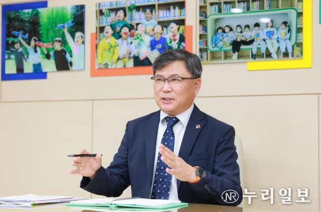 유정기 교육감 권한대행