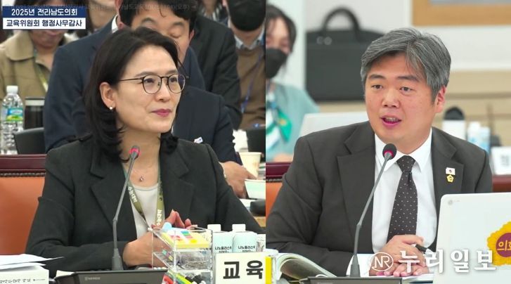 행정사무감사 중인 박원종 전남도의원