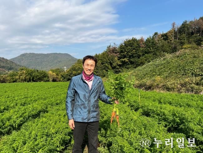친환경농산물-무농약 당근 재배(여수시 율촌면 류용현).j