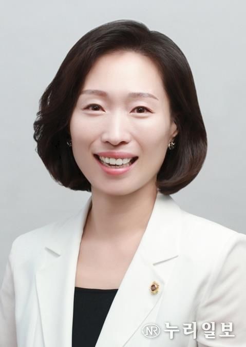 이지영 강원특별자치도의원, 속초의료원 임금 체불 사태 해결 위한 도정의 책임 강조