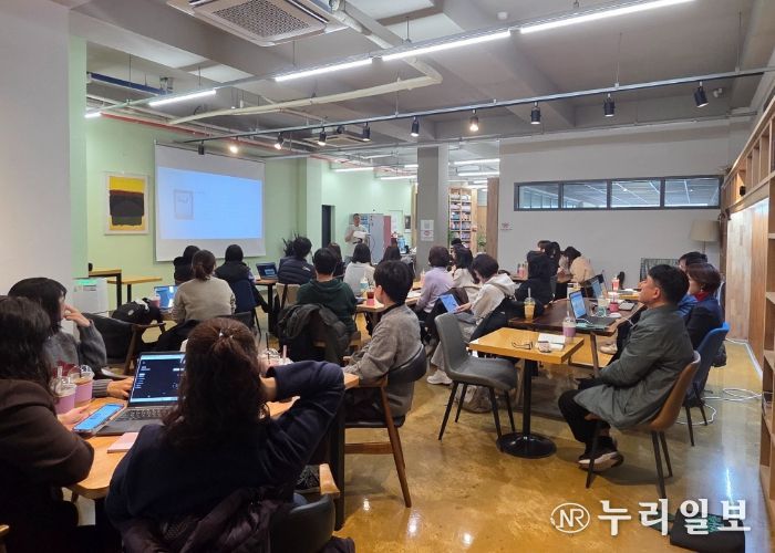 파주교육지원청,‘책·길·꿈·숲 디지털기반 학생 책쓰기 역량강화’연수 운영