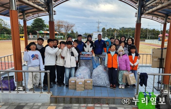 ‘함께 투명할래?’ 자원순환 캠페인