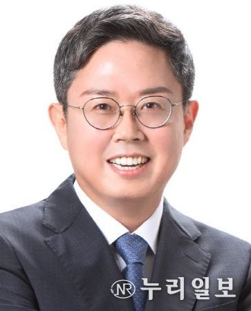 더불어민주당 안도걸 국회의원(광주 동남을, 당 정책위 상임부의장)