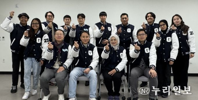 경상국립대학교(GNU) 휴먼헬스케어학과는 12월 9일부터 11일까지 말레이시아 최고 명문대학인 말라야대학 스포츠 & 운동과학대학 교수진을 초청해 GNU-GIMS 글로벌 교육 협력 강화 프로그램 기반 구축을 위한 실무 협의를 진행했다.