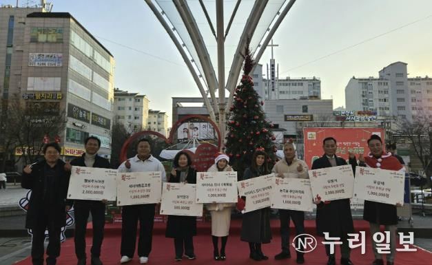 시흥시 능곡동, 따뜻한 연말 위한 ‘산타 데이’ 나눔 행사 진행