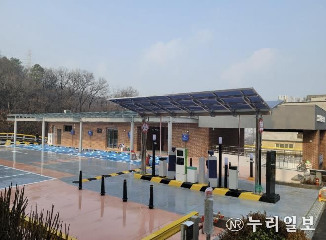 과천시, 문원청계마을 공영주차장 준공…2026년 1월부터 운영