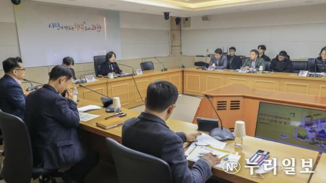 과천시, 지식정보타운 2026년 상반기 중 전봇대 철거 마무리 총력…관계기관 대책회의 개최