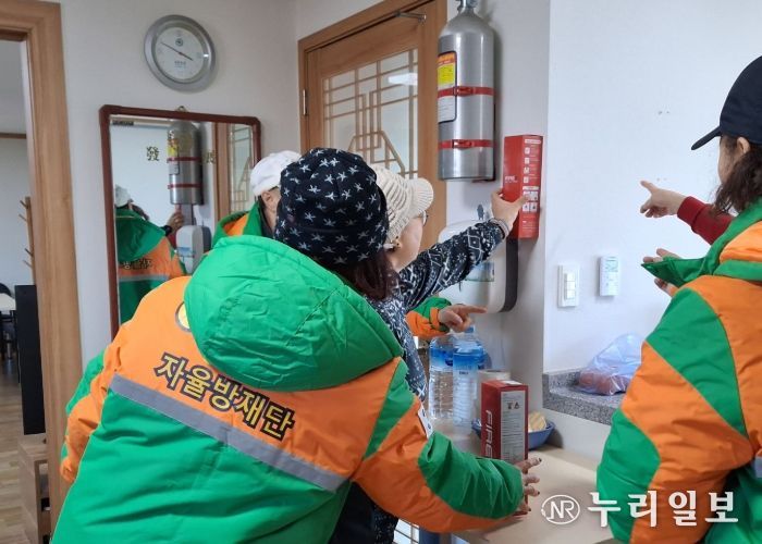 양주시·지역자율방재단, 강추위 대비 한파쉼터 안전점검 실시