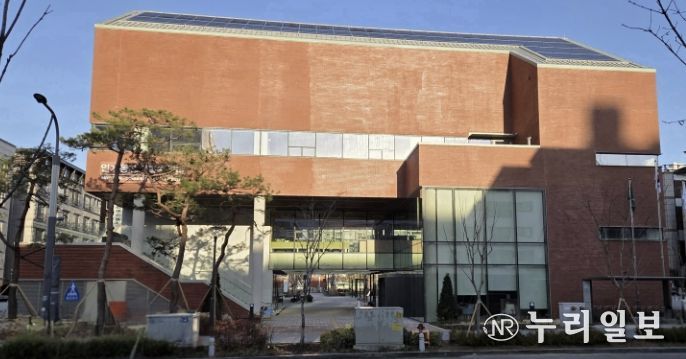 수원시 팔달구 인계동, 신청사 시대 활짝