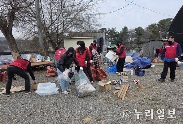 파주시 월롱면, 농막 거주 어르신 가구 주거환경 개선 활동 펼쳐